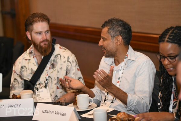 Executive-Networking-Break-002